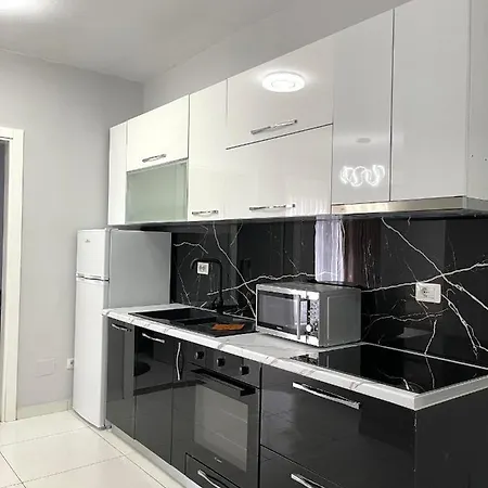 Hotell Lux Velipoje
