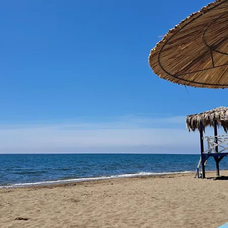 Hotell Lux Velipoje 4*
