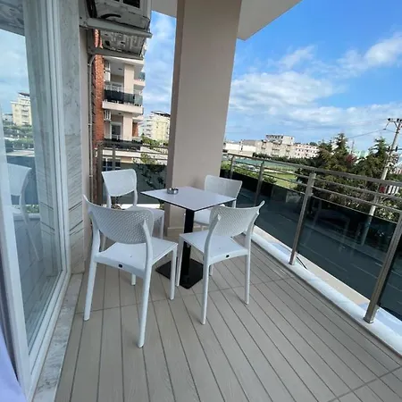 Lux Velipoje 4* Shkodër